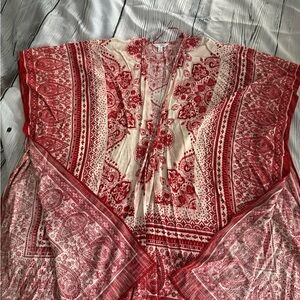 Women’s Time and Tru Red Patterned boho cover up ~ Above Knee Length
